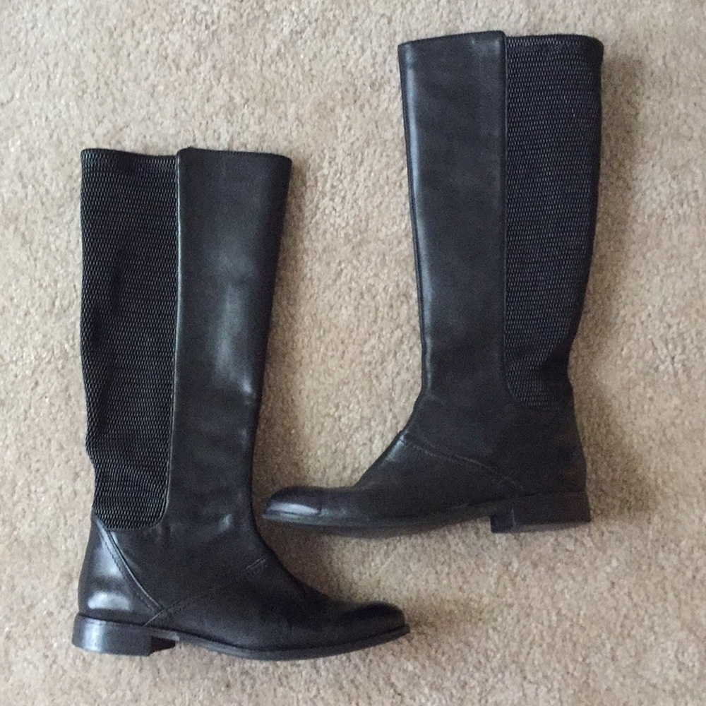 Stunning leather boots💥